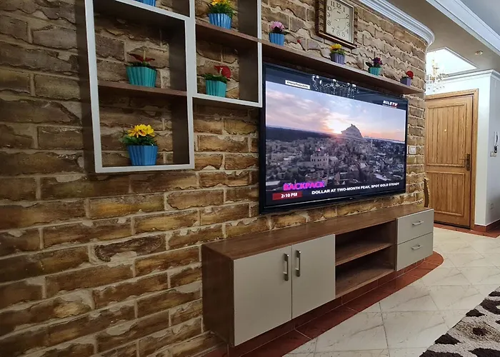 Comfy 3 Bedrooms Apartment In Cairo 96